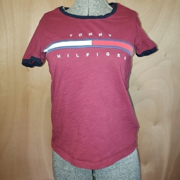 Tommy Hilfiger Tops - 𝅺TOMMY Hilfiger